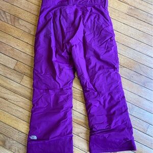 The North Face Girls' Hyvent Magenta Snow/Ski Pants